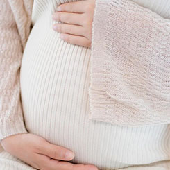 ”她同时担㊗任华盛顿💺大学保💠🎠罗 ·G· 艾👨‍🚒伦计算机科学与🙋‍♂️👶